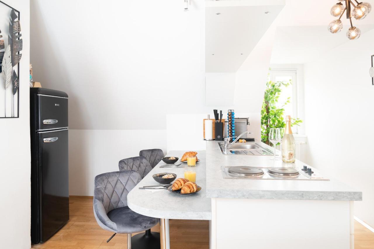 Comfy Downtown Loft - Self Check-In - Centre Of Graz Apartment Ngoại thất bức ảnh